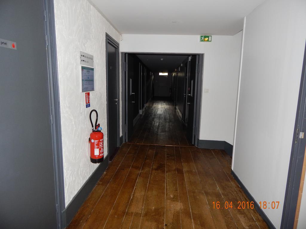 Hotel Homtel Le Parc Allevard Exterior foto